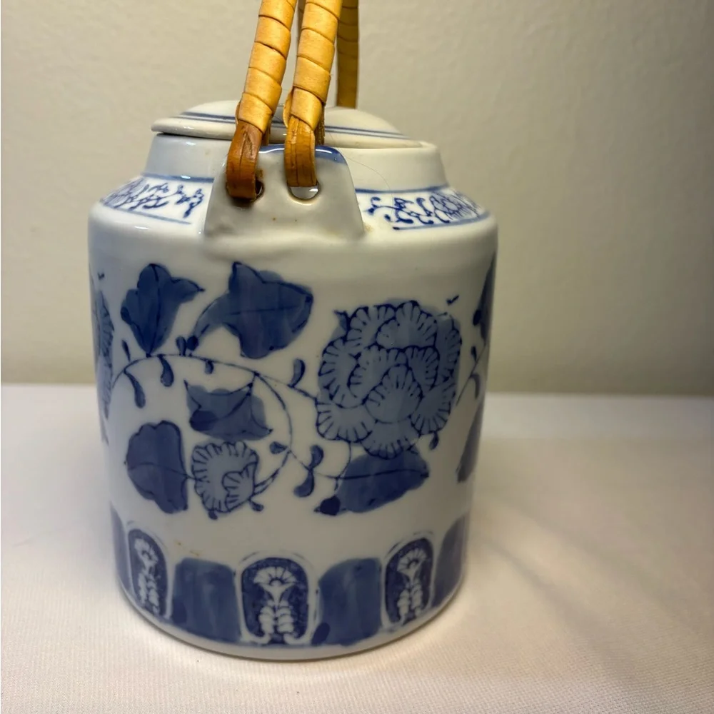 Vintage Ceramic Tea Pot with Double Handle Made in China 5.5 Inches Tall
